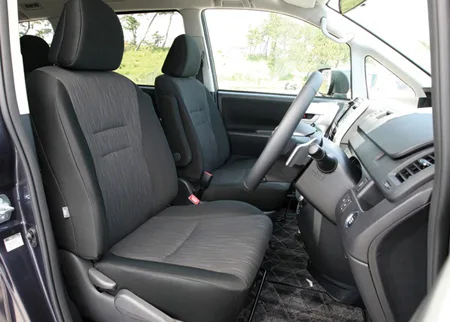 Toyota Noah S (ZRR70W)