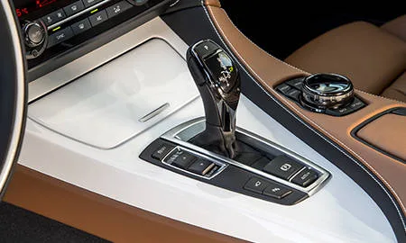 Bmw 6 Series 650i COUPE (YM44C)