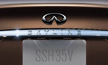 Nissan Skyline 350GT HYBRID (HV37)