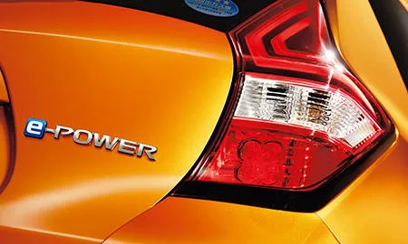 Nissan Note S (E12)