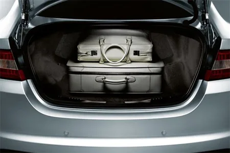 Jaguar XF R (J05MB)