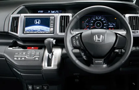 Honda Stepwagon Spada Z HDD NAVI EDITION (RK6)