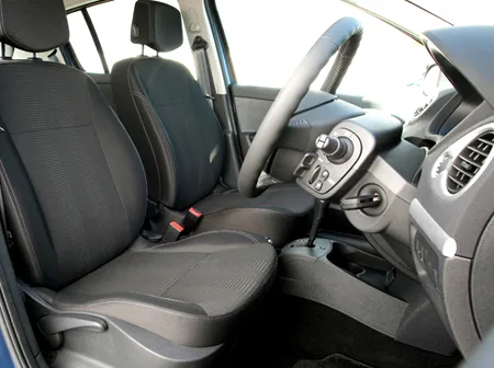 Renault Lutecia BASE GRADE (RK4MC)