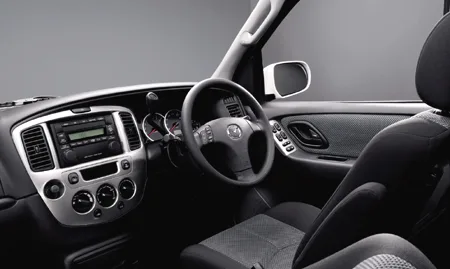 Mazda Tribute LX (EP3W)