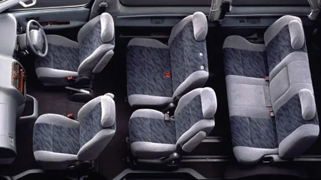 Toyota Granvia Q (VCH10W)