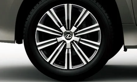 Lexus LX570 базовая (URJ201W)