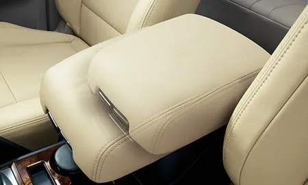 Mitsubishi Pajero LONG GR (V93W)
