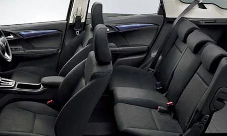 Honda Shuttle HYBRID (GP8)