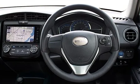 Mitsuoka Ryugi HYBRID EX (NKE165)