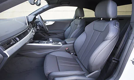 Audi A5 2.0TFSI QUATTRO SPORT (F5CYRF)