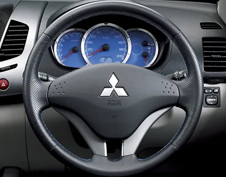 Mitsubishi Triton BASE GRADE (KB9T)