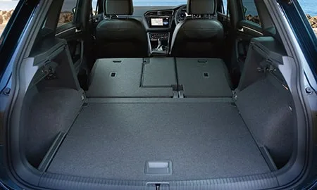 Volkswagen Tiguan TSI 4MOTION R LINE (5NDNNF)