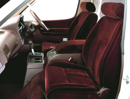 Toyota Hiace Wagon CUSTOM (LH100G)