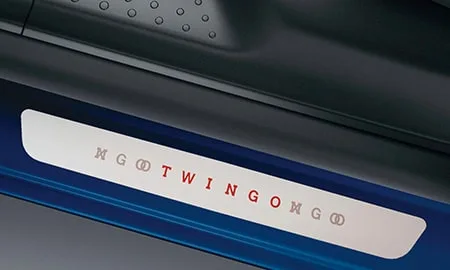 Renault Twingo SIGNATURE (AHH4B)