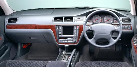 Honda Saber 25S (UA2)