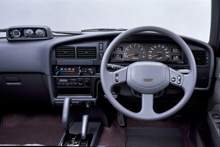 Toyota Hilux Surf SSR (YN130G)