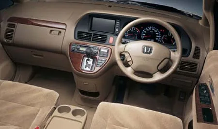 Honda Odyssey S (RA7)