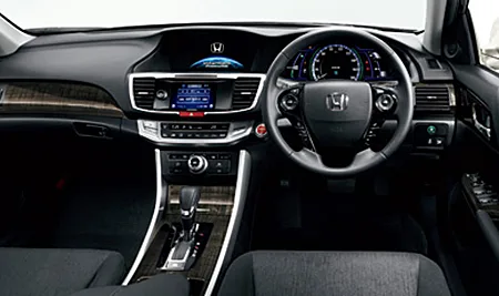 Honda Accord Hybrid LX (CR6)