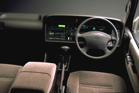 Toyota Hiace Wagon GRAND CABIN G-E (KZH126G)