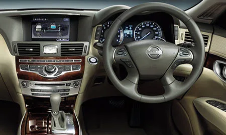 Nissan Cima HYBRID (HGY51)