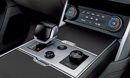 Land Rover Range Rover SV LAUNCH EDITION SV INTREPID P530 STANDARD WHEELBASE (LK9447B / LKB34A / LKB447B)
