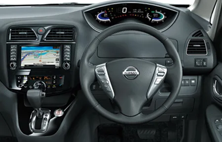 Nissan Serena HIGHWAY STAR G S-HYBRID (HFC26)