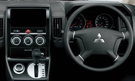 Mitsubishi Delica D5 M (CV5W)