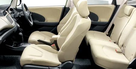 Honda Fit Hybrid SMART SELECTION (GP1)