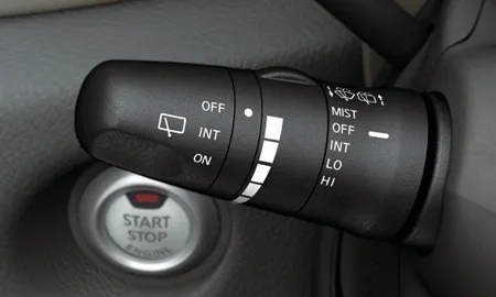 Nissan Cube 15X FOUR (NZ12)