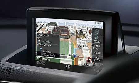 Audi Q3 S-LINE COMPETITION (8UCULB)