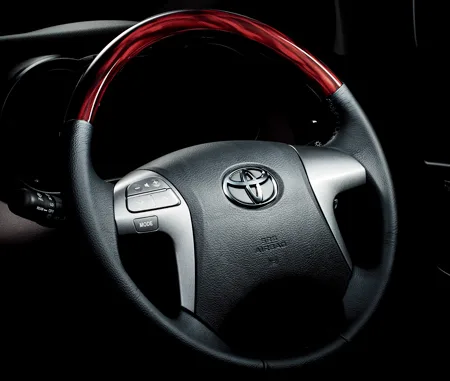 Toyota Mark X Zio 240 (ANA15)