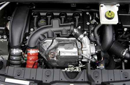 Peugeot 3008 PREMIUM (T85F02)