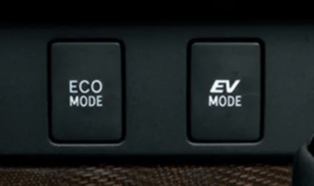 Daihatsu Altis HYBRID G PACKAGE (AVV50N)