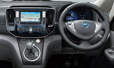 Nissan ENV200WAGON G (ME0)