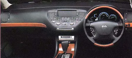 Nissan Cima 300G (HF50)