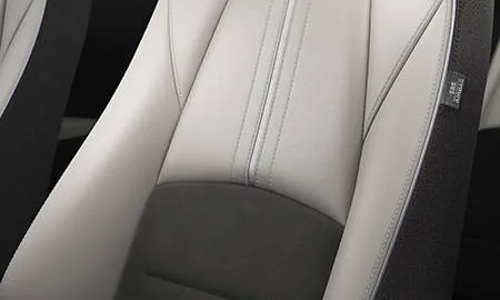 Mazda 2 15S WHITE COMFORT (DJLAS)