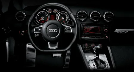 Audi TT Roadster 2.0 TFSI (8JBWA)