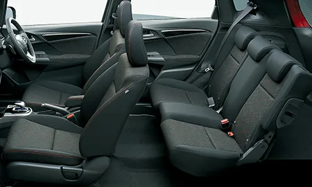 Honda Fit Hybrid S PACKAGE (GP6)