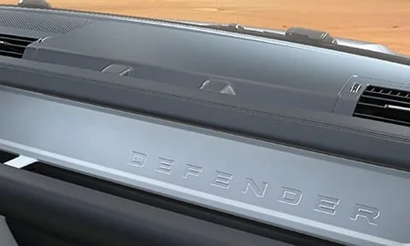 Land Rover Defender 130 LAUNCH EDITION (LE72WAB)