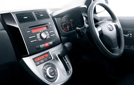 Daihatsu Mira Custom X (L275S)