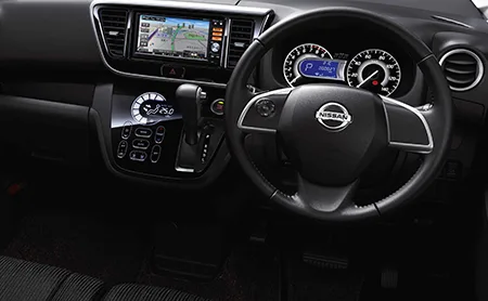 Nissan Dayz Roox HIGHWAY STAR X G PACKAGE (B21A)