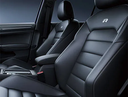 Volkswagen Golf R BASE GRADE (AUCJXF)