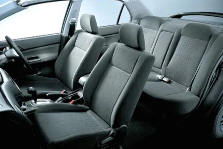 Mitsubishi Lancer MX TOURING NAVI PACKAGE (CS2A)