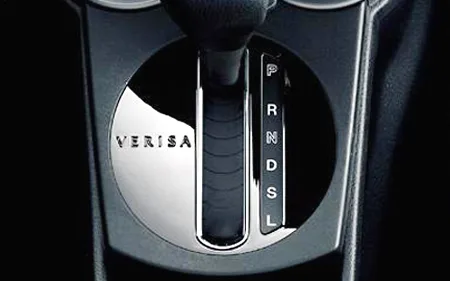 Mazda Verisa C (DC5W)
