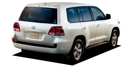 Toyota Land Cruiser AX (UZJ200W)
