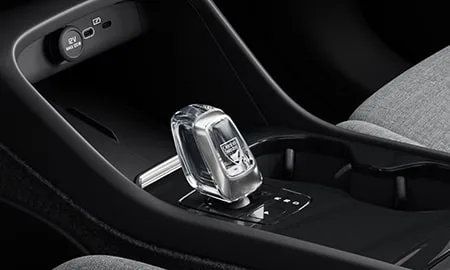 Volvo C40 Recharge RECHARGE ULTIMATE TWIN MOTOR (XE400AXCE / XE400FXCE)