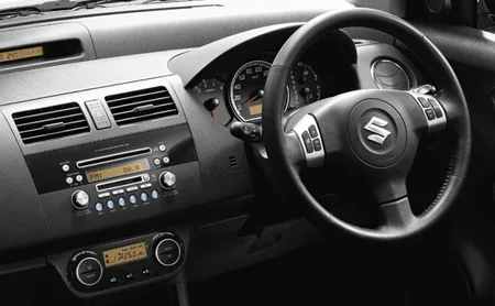 Suzuki Swift 1.3XE (ZD11S)