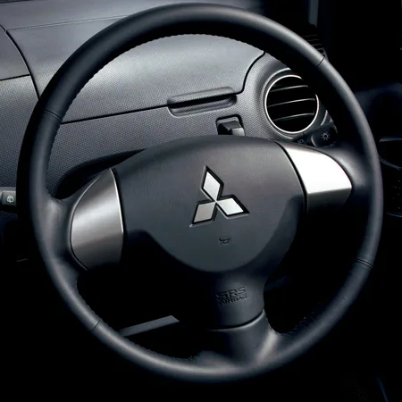 Mitsubishi EK Sport R (H82W)