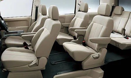 Mitsubishi Delica D5 D PREMIUM (CV1W)