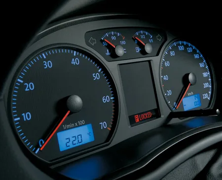 Volkswagen Polo 1.4 TREND LINE (9NBUD)